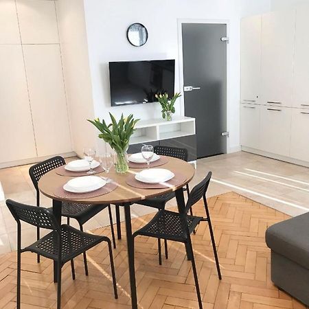 Klimatyczny Apartament Pod Ratuszem -Ul. Slaska 2 Częstochowa Exterior foto