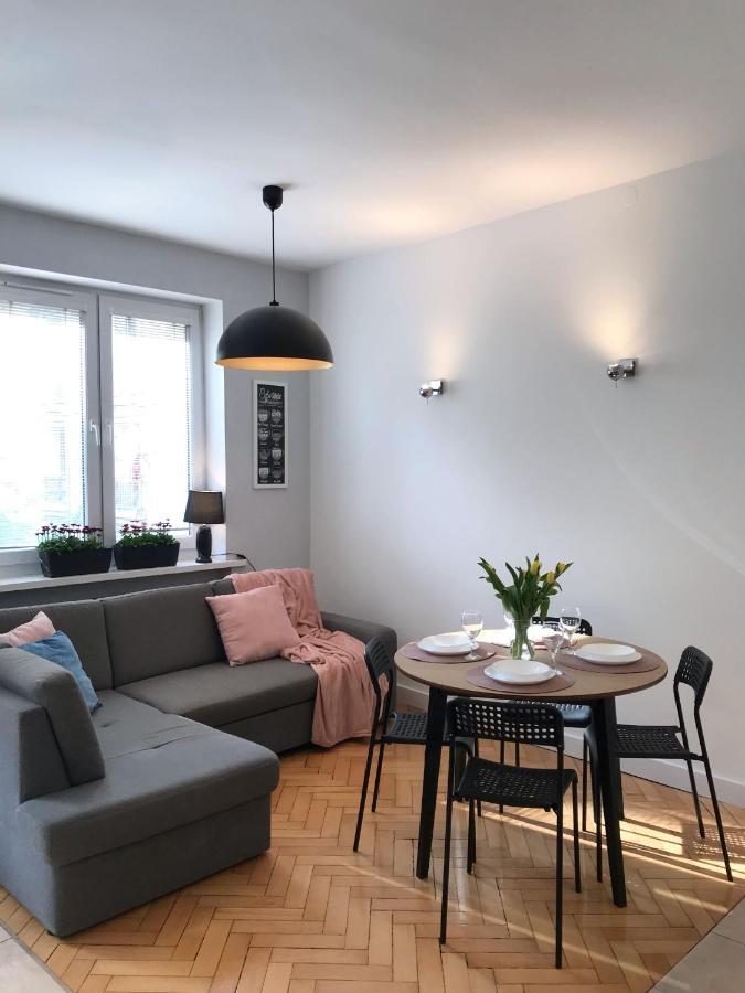 Klimatyczny Apartament Pod Ratuszem -Ul. Slaska 2 Częstochowa Exterior foto